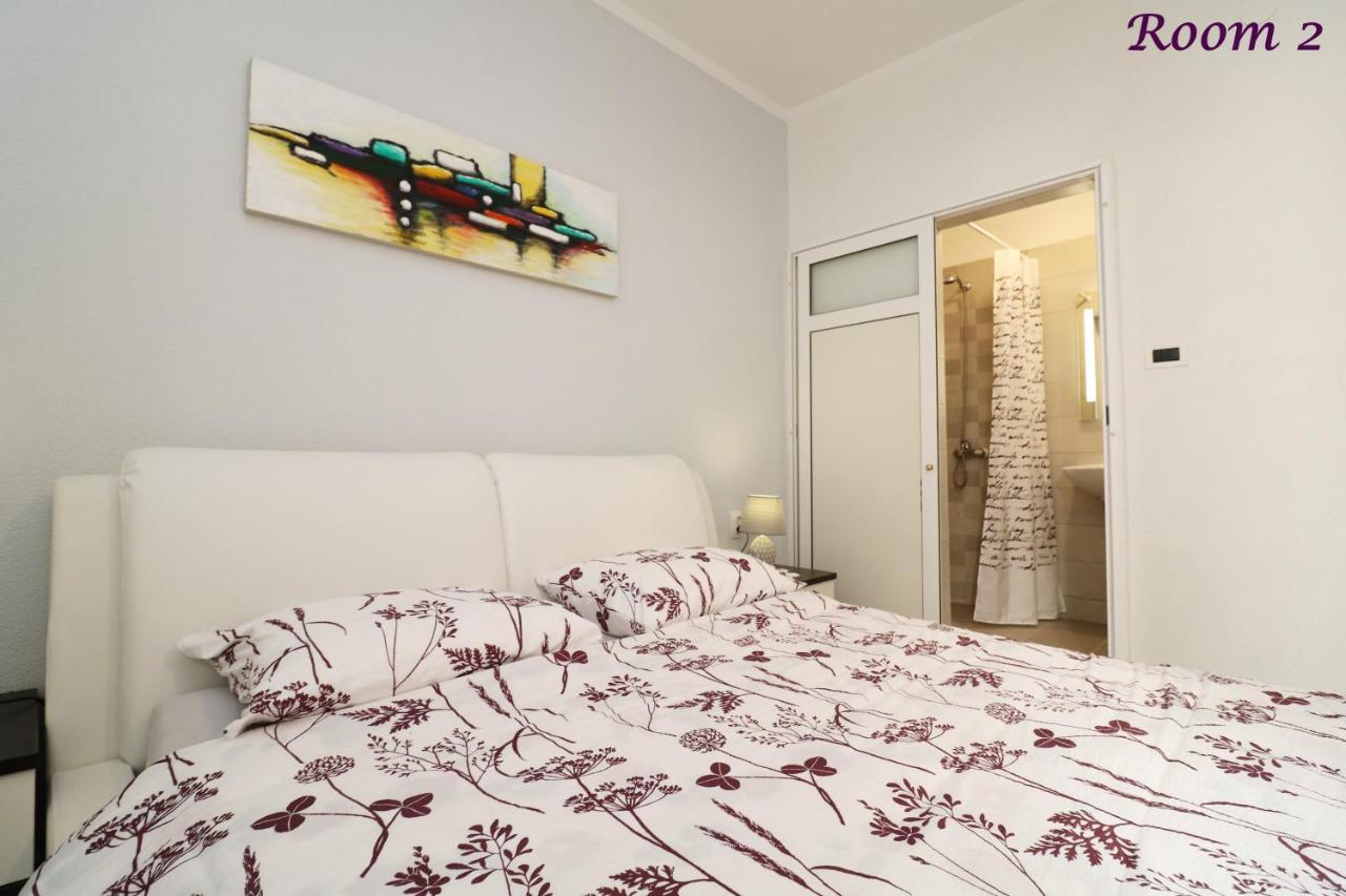 Old Town Rooms And Apartment Пореч Екстериор снимка